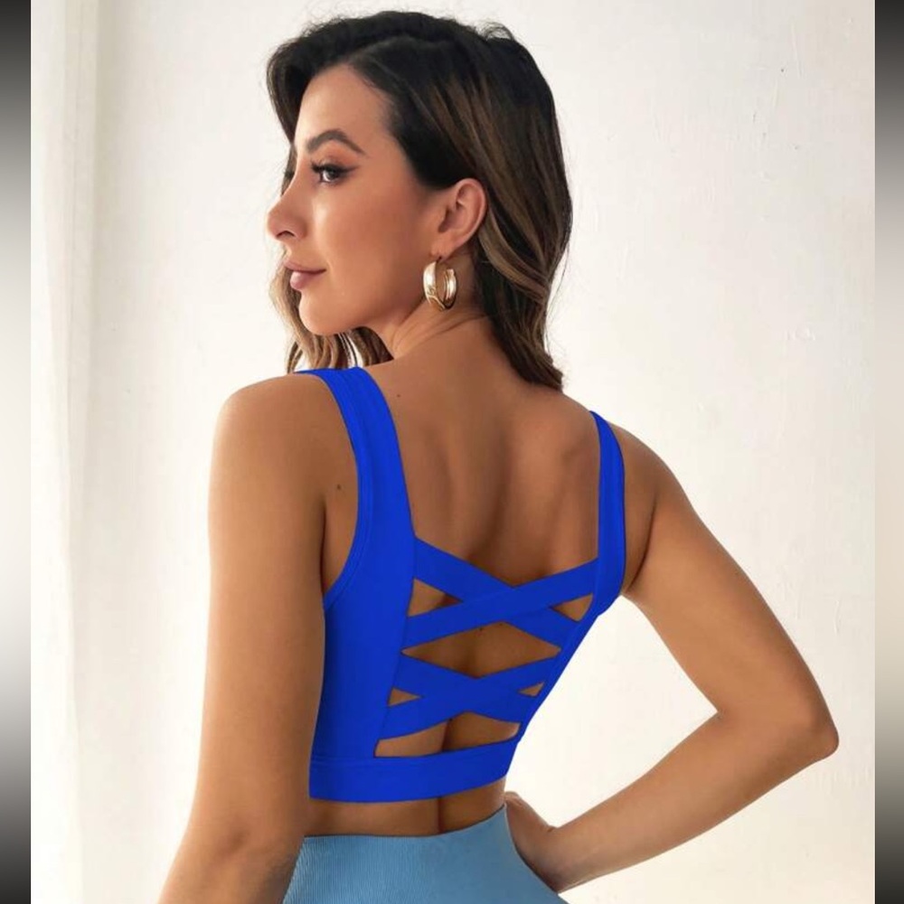 NWOT SHEIN Crisscross Back Crop Sports Tank/Bra- blue- size XL